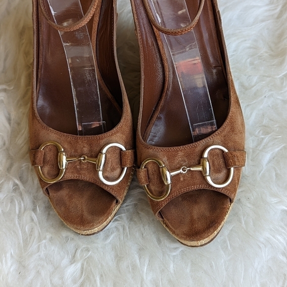 GUCCI Horsebit Wedge Espadrille Sandals - Picture 3 of 15